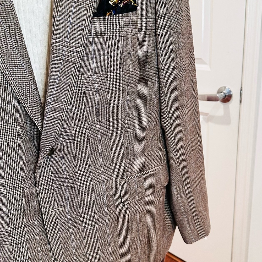 Stanfford Ticket Pocket Houndstooth Sport Jacket. - Picture 2 of 10